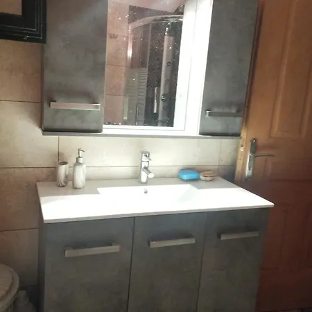 Luxury Daire Dhamoulianáta